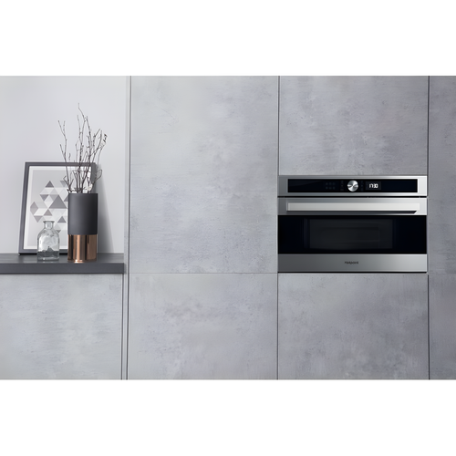 Hotpoint MD 554 IX H - Stainless Steel Built-in Microwave - 31L - 1000W
